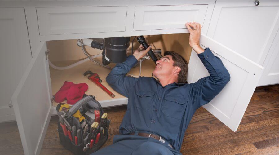 Expert burst pipe repair services in Kirkwood, IL